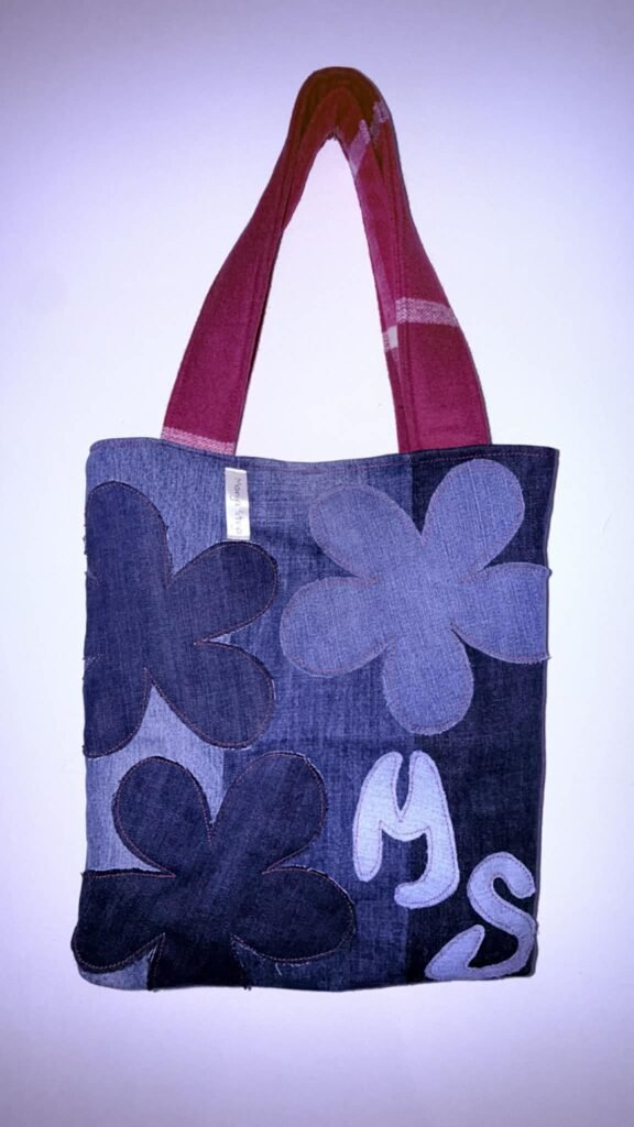 Tote bag upcyclé réversible en jean