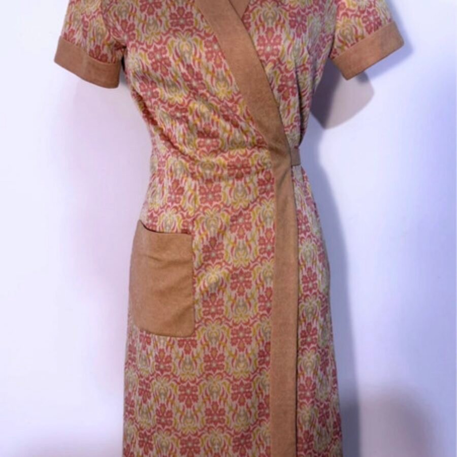 Robe portefeuille rétro