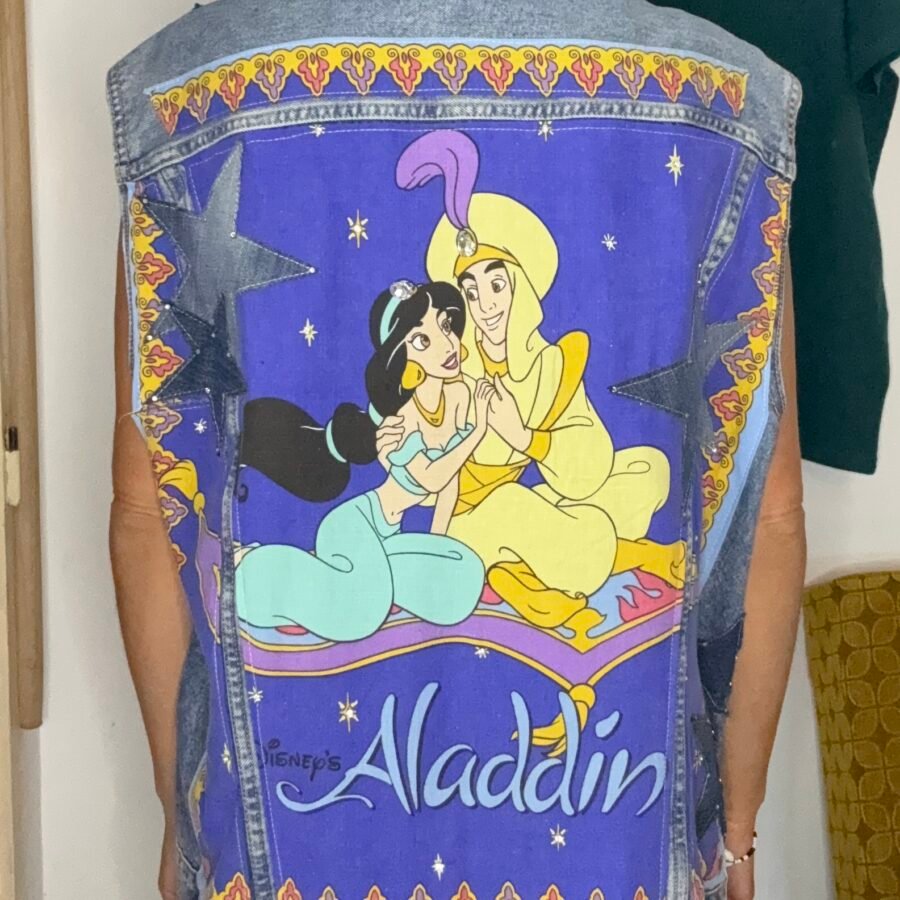 Veste en jean customisée Aladdin