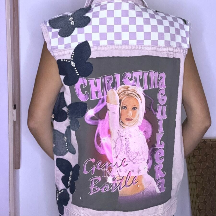 Veste en jean Y2K Christina Aguilera – Pièce unique upcyclée strassée à la main