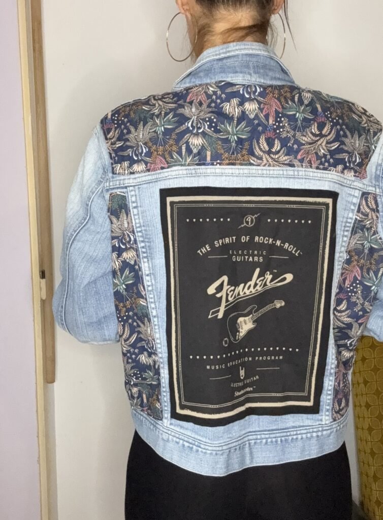 Veste en jean customisée